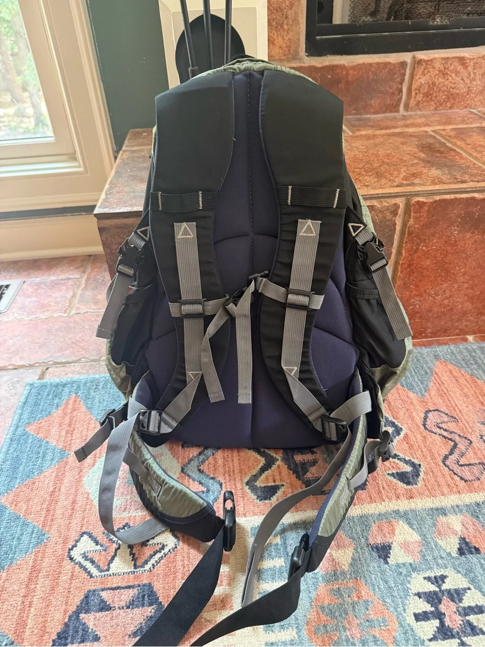 Vintage JanSport Syncline 38 Olive Green hiking day camp Backpack